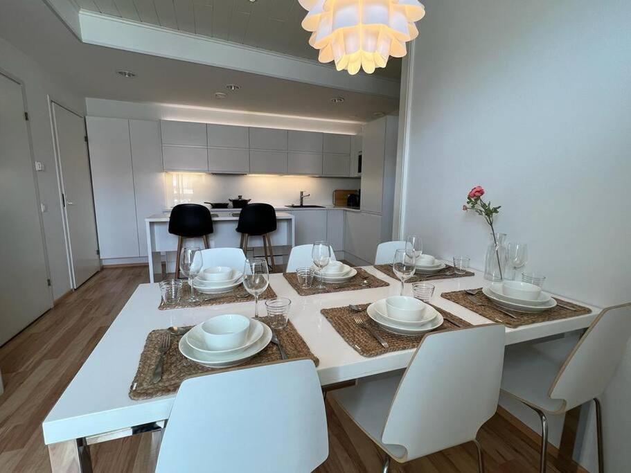 Spacious And Stylish Penthouse In Downtown Rovaniemi Extérieur photo