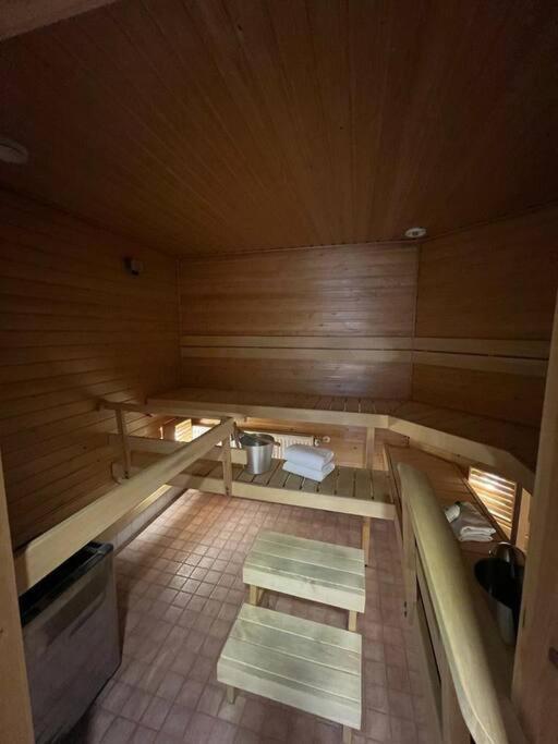 Spacious And Stylish Penthouse In Downtown Rovaniemi Extérieur photo